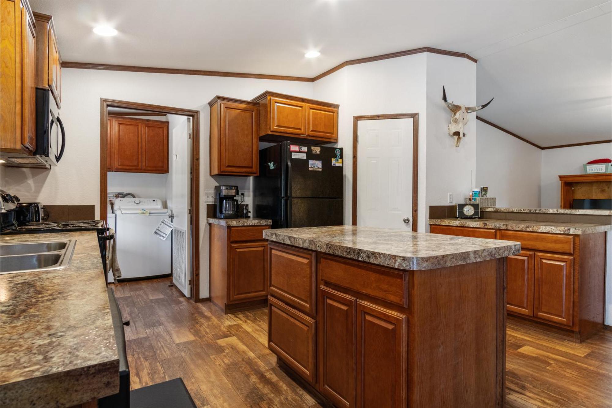 Отель Hondo Creek Hideaway Tarpley Экстерьер фото